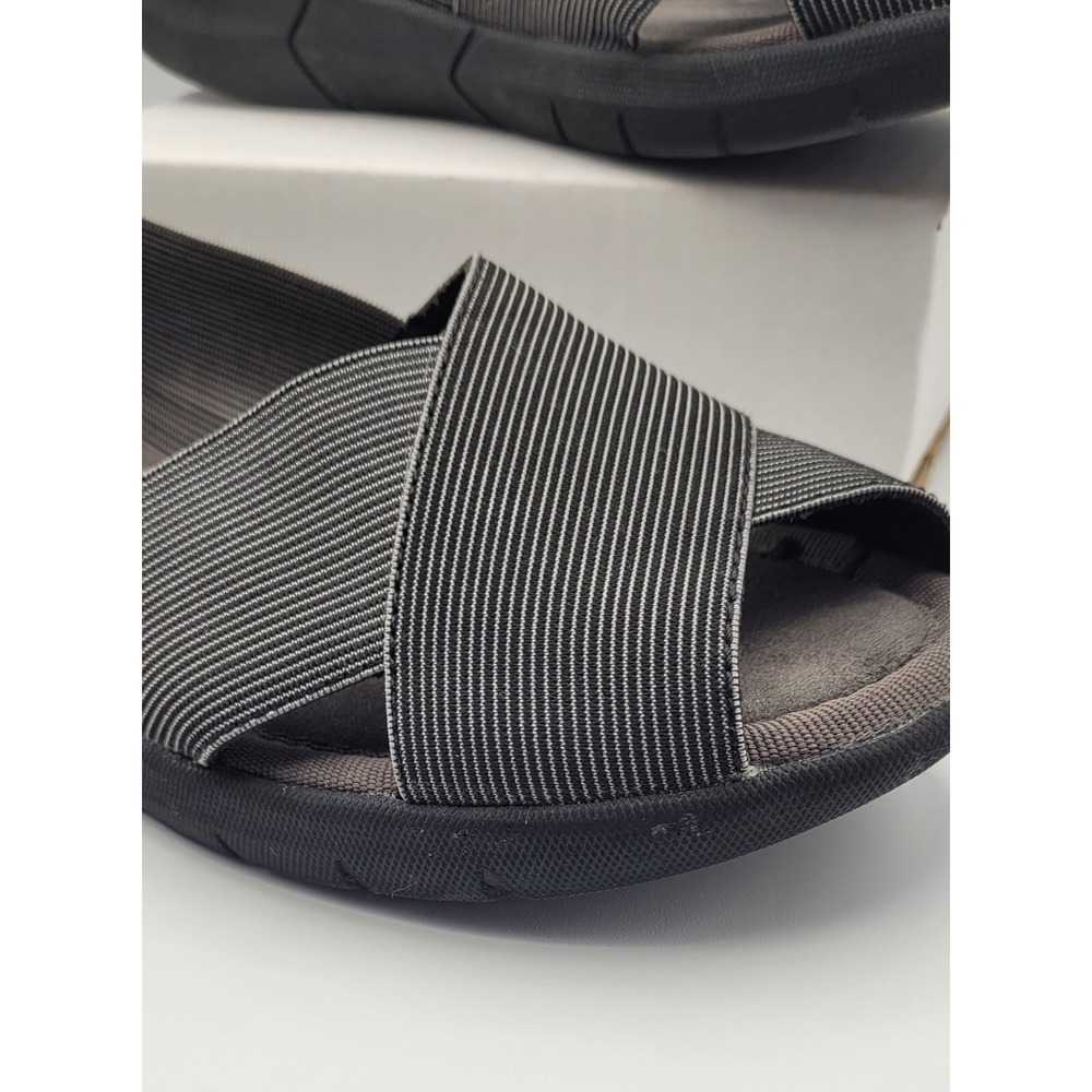 BareTraps Kami Women's Slip On Sandals Size 7.5 Gray Black Elastic Comfort Flats - Picture 6 of 11